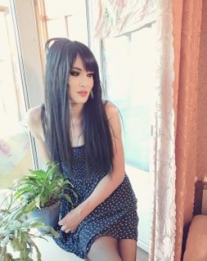 Транссексуалка Карина